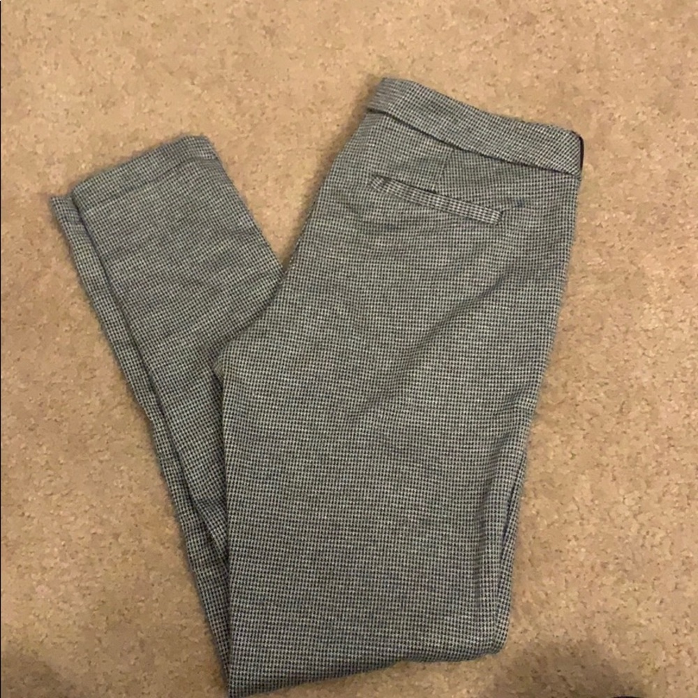 stretchy pants